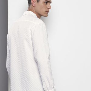 Men's White Relaxed Fit Solid Resort Wear Shirt
