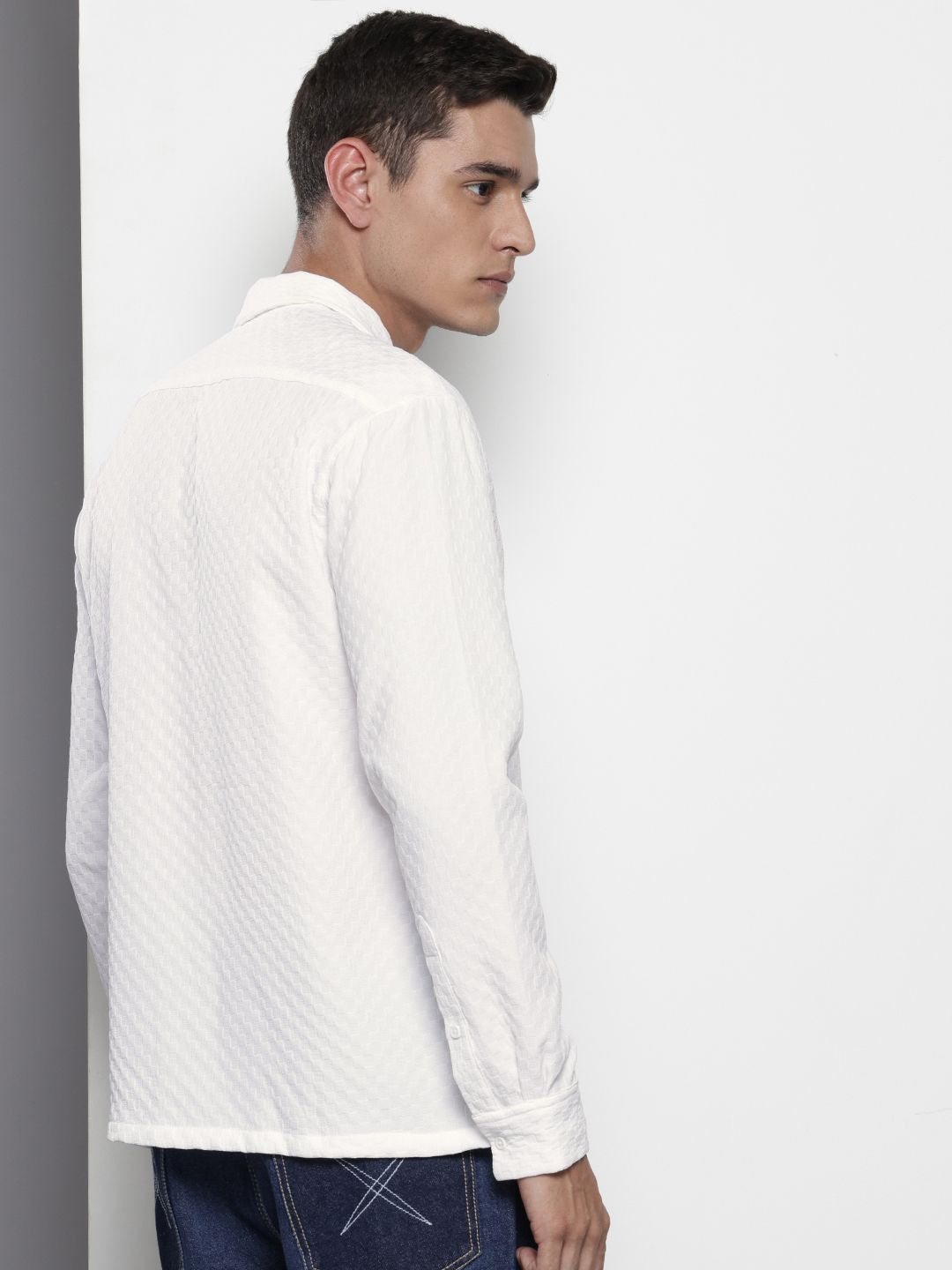 Men's White Relaxed Fit Solid Resort Wear Shirt