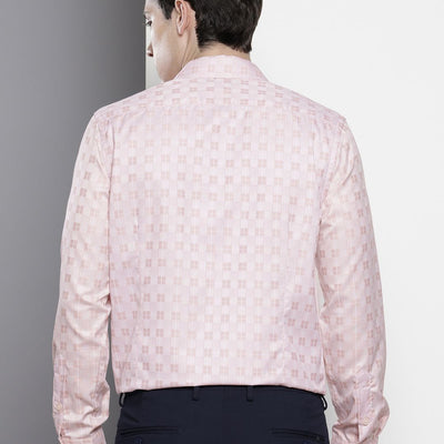 Men's Peach Slim Fit Checked Formal Shirt
