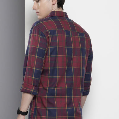 Men's Red Slim Fit Checked Casual Shirt