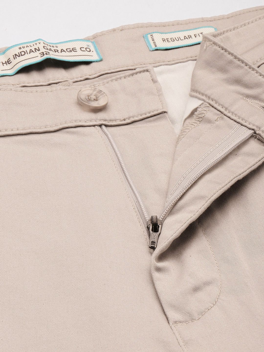 Men's Beige Regular Fit Solid Chinos