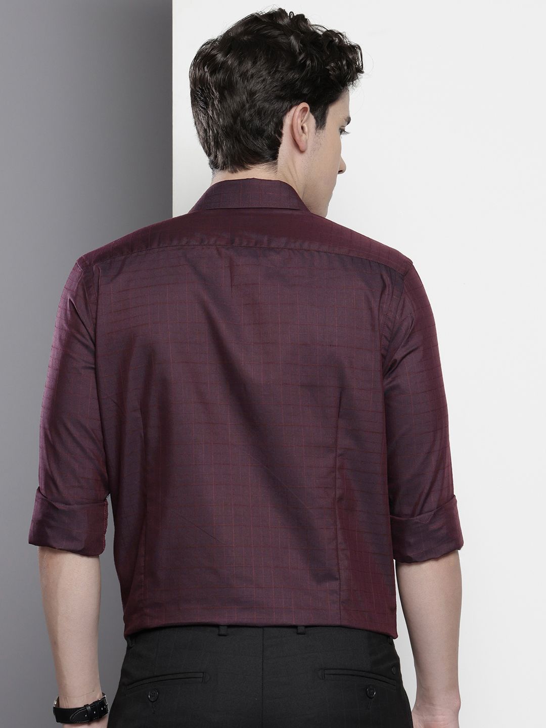 Men's Burgundy Slim Fit Checked Formal Shirt