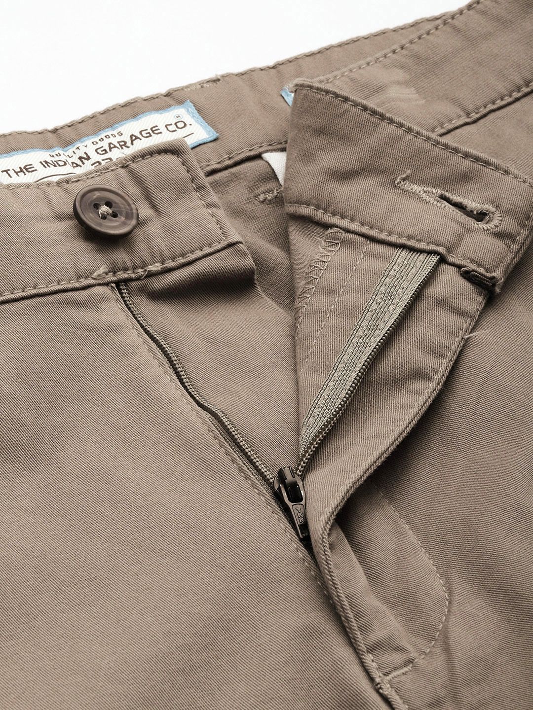 Men's Brown Regular Fit Solid Chino Shorts