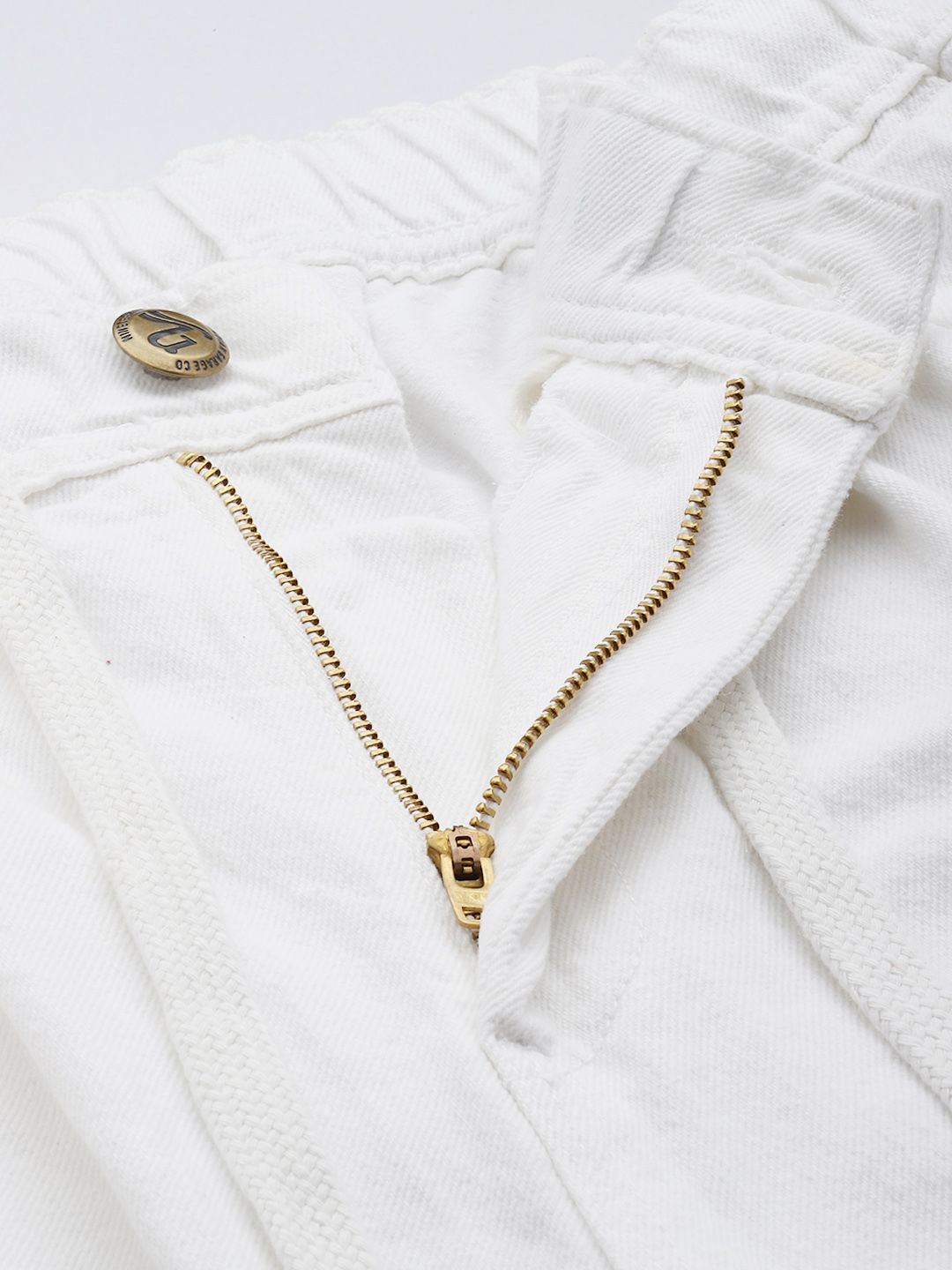 Men's White Relaxed Fit Solid Denim Joggers