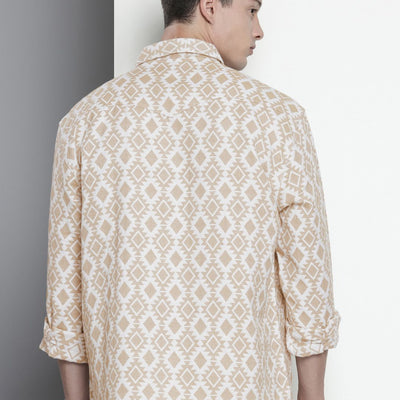 Men's Beige Relaxed Fit Geometric Print Casual Shirt