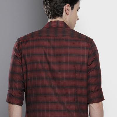Men's Maroon Slim Fit Checked Formal Shirt