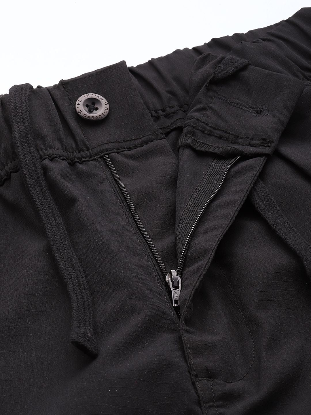 Men's Black Loose Fit Textured Cargos