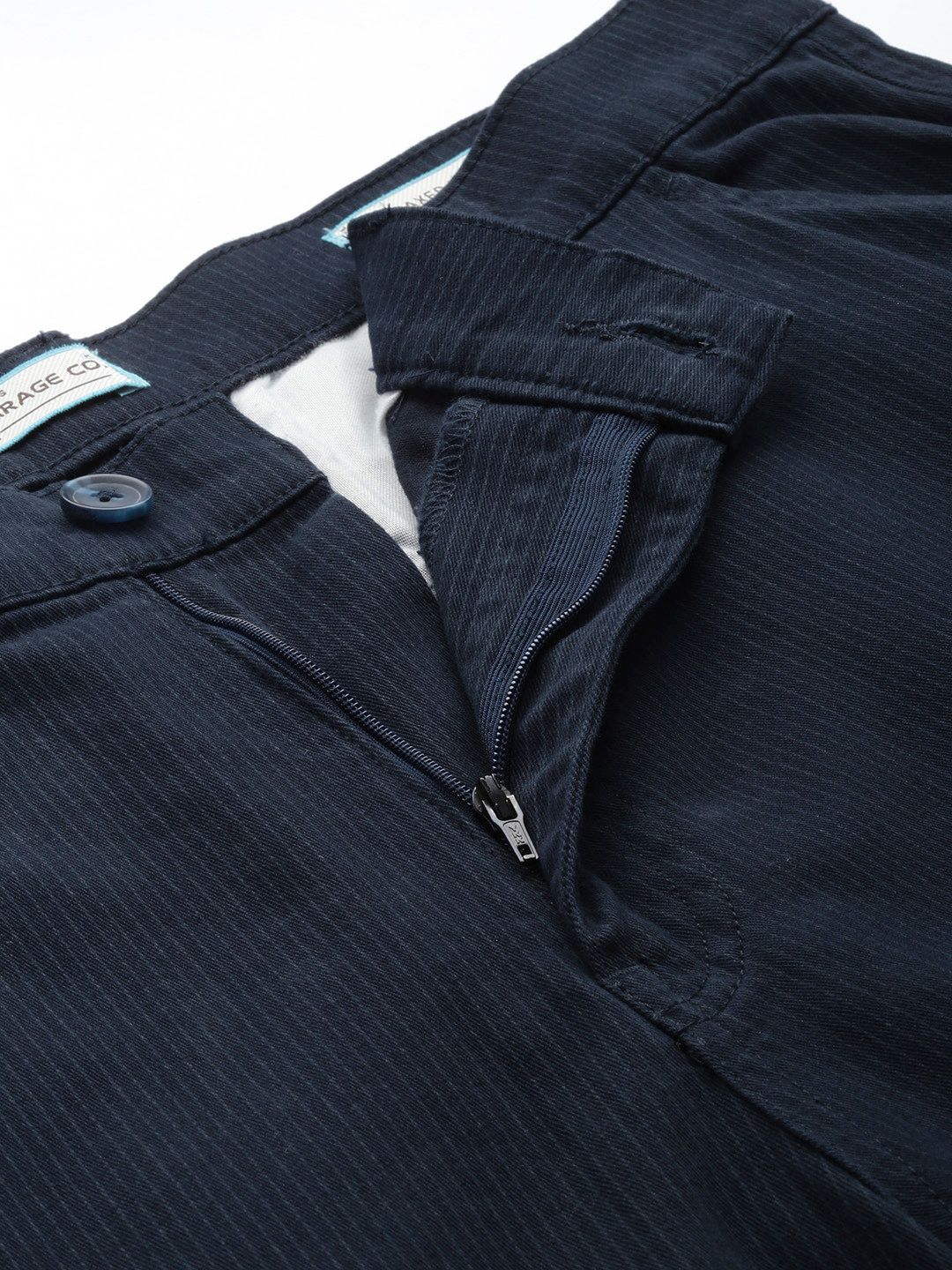Men's Navy Blue Relaxed Fit Geometric Print Cargos