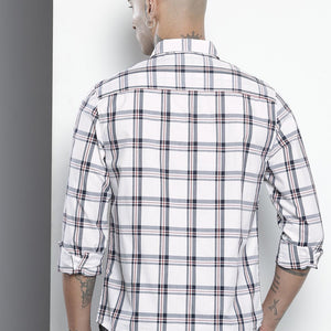 Men's White Slim Fit Checked Casual Shirt