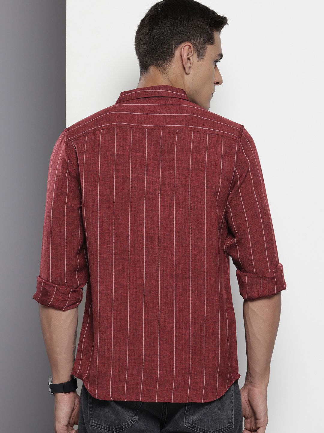 Men's Maroon Slim Fit Vertical Striped Casual Shirt