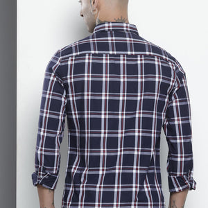 Men's Navy Blue Slim Fit Checked Casual Shirt