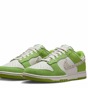 Nike Dunk Low SAFARI SWOOSH CHLOROPHYLL