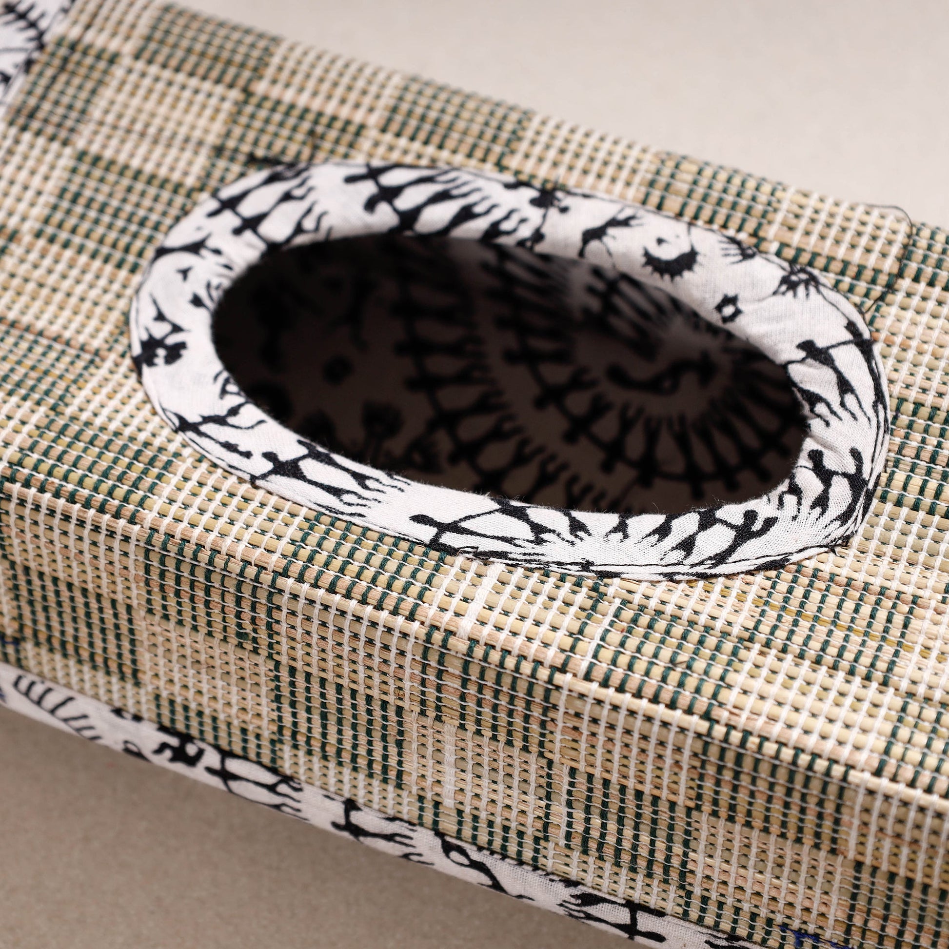 Beige - Madur Grass Door Tissue Box of Midnapore