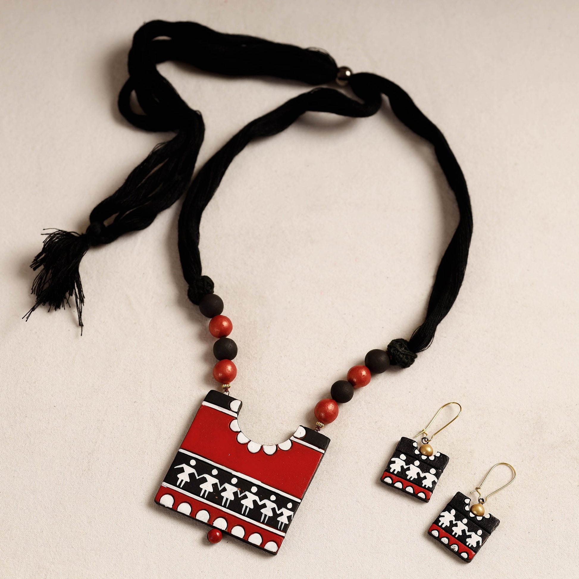 Bishnupur Handpainted Terracotta Necklace Set 15