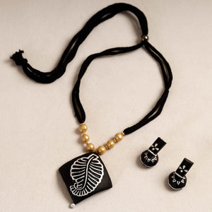Bishnupur Handpainted Terracotta Necklace Set