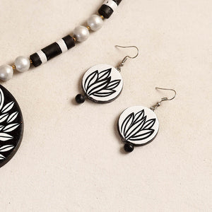 Bishnupur Handpainted Terracotta Necklace Set