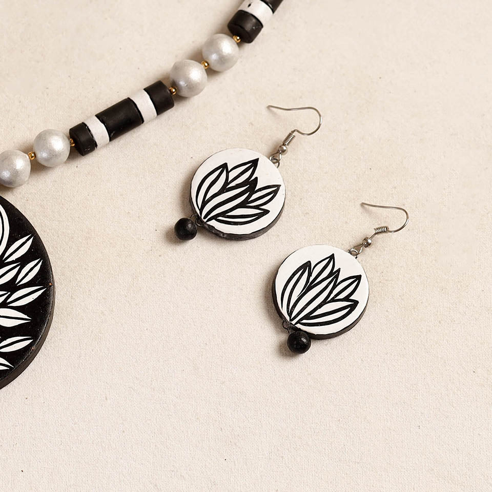 Bishnupur Handpainted Terracotta Necklace Set
