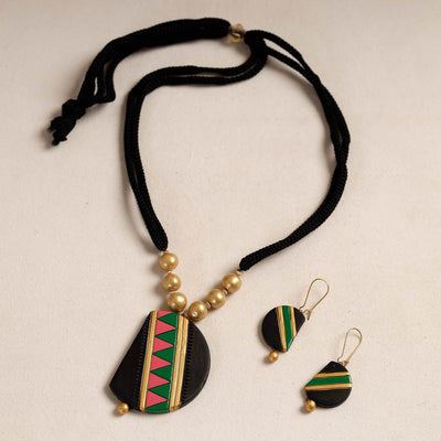 Bishnupur Handpainted Terracotta Necklace Set