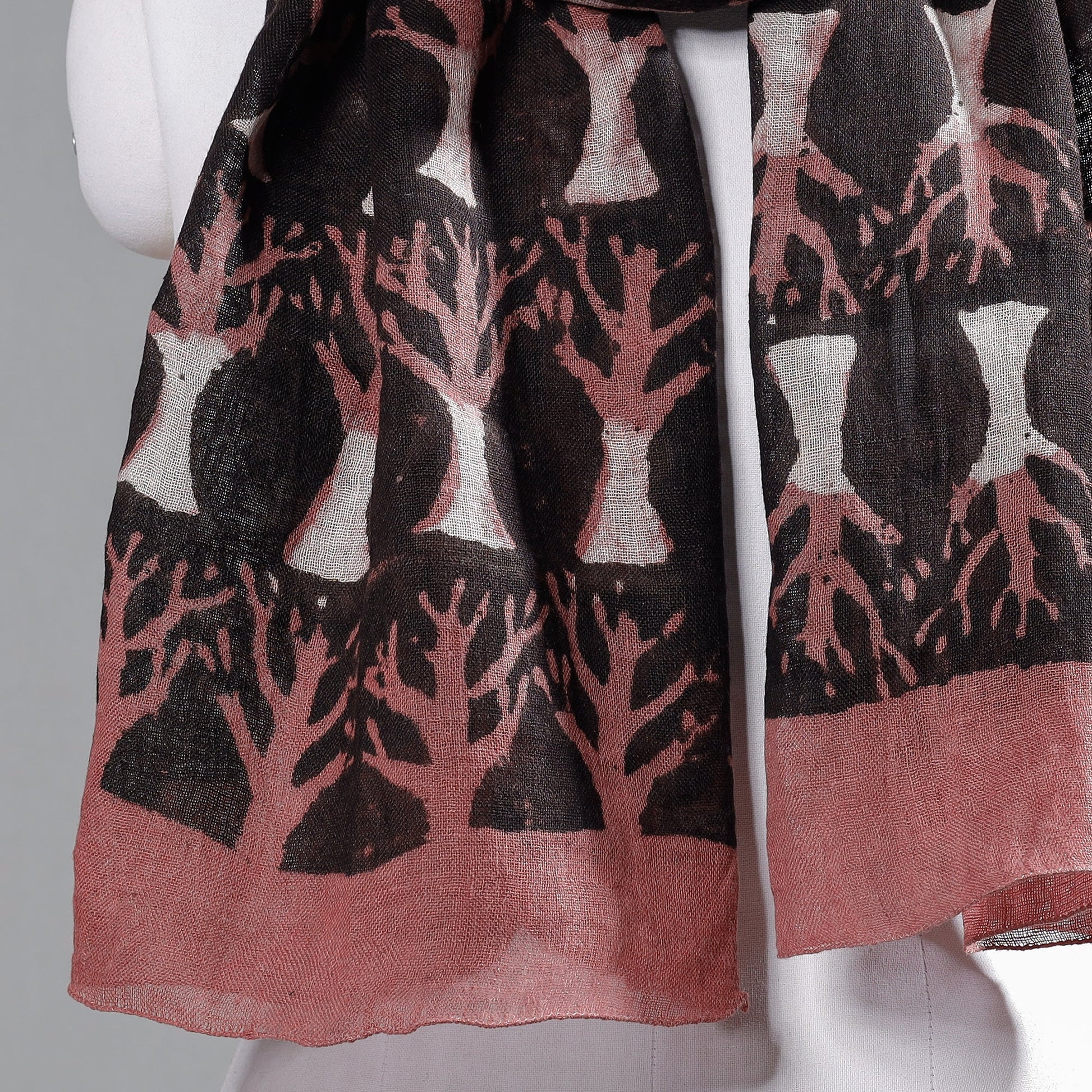 Black - Block Art Print Linen Bindaas Stole