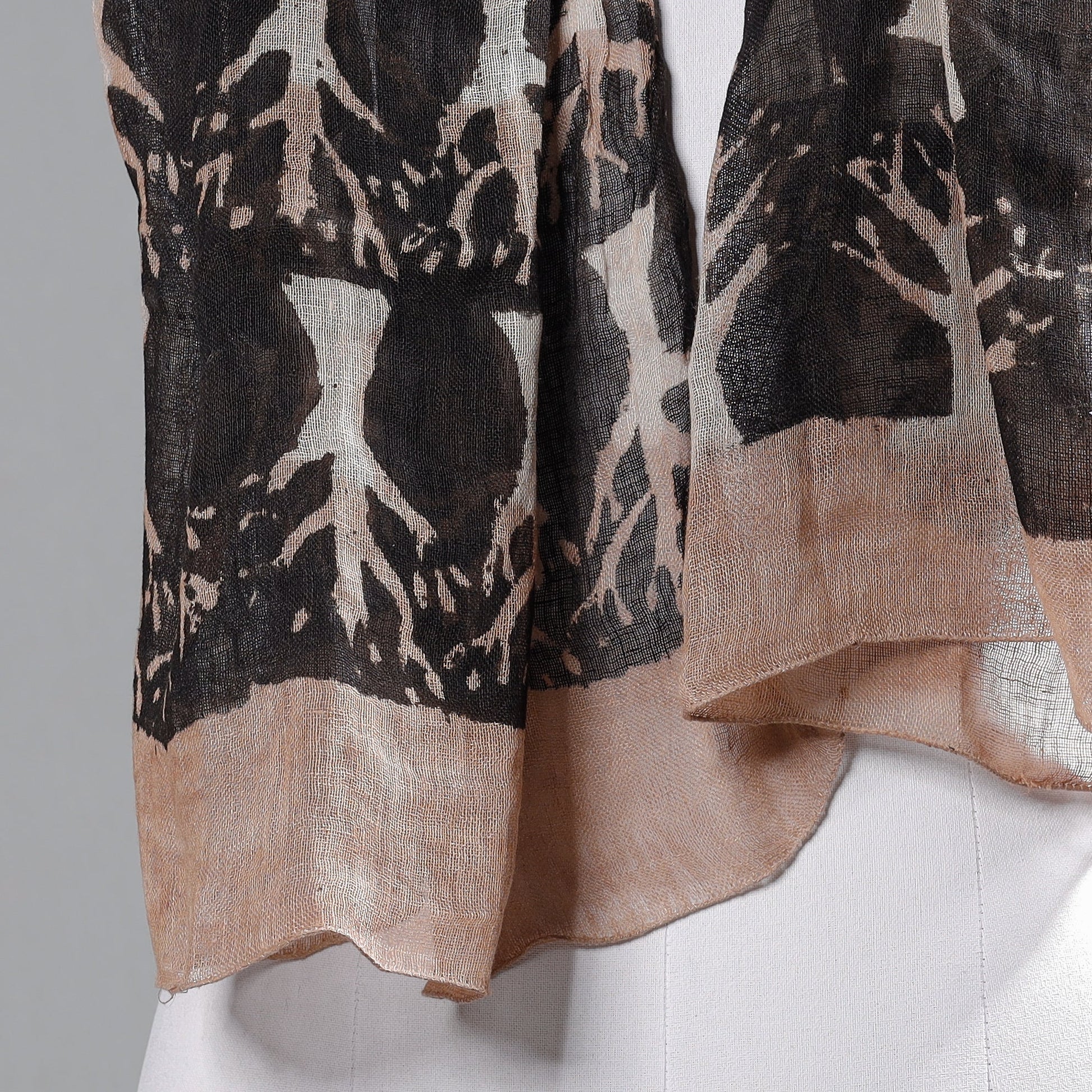 Black - Block Art Print Linen Bindaas Stole