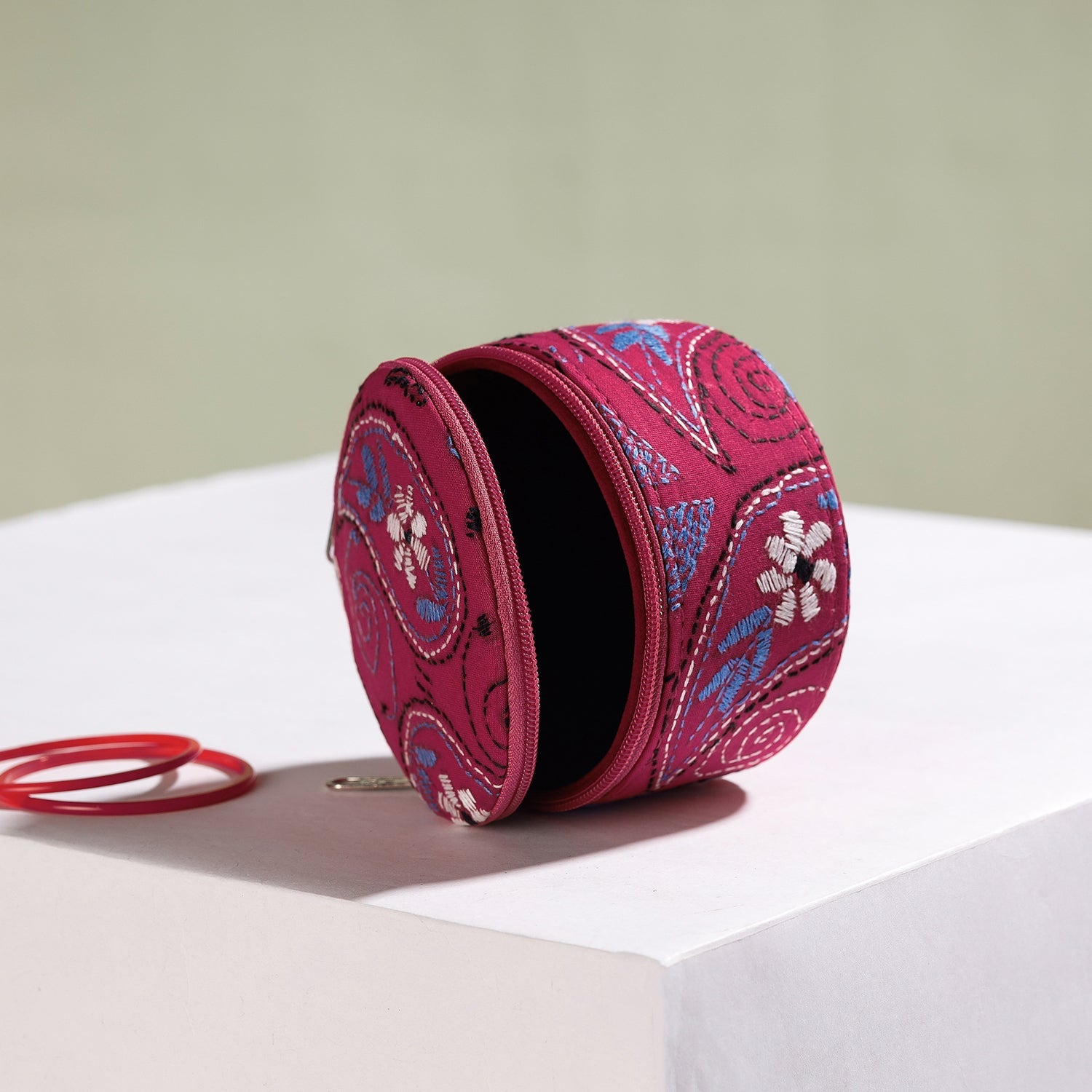 Bengal Kantha Work Handcrafted Round Utility Box
