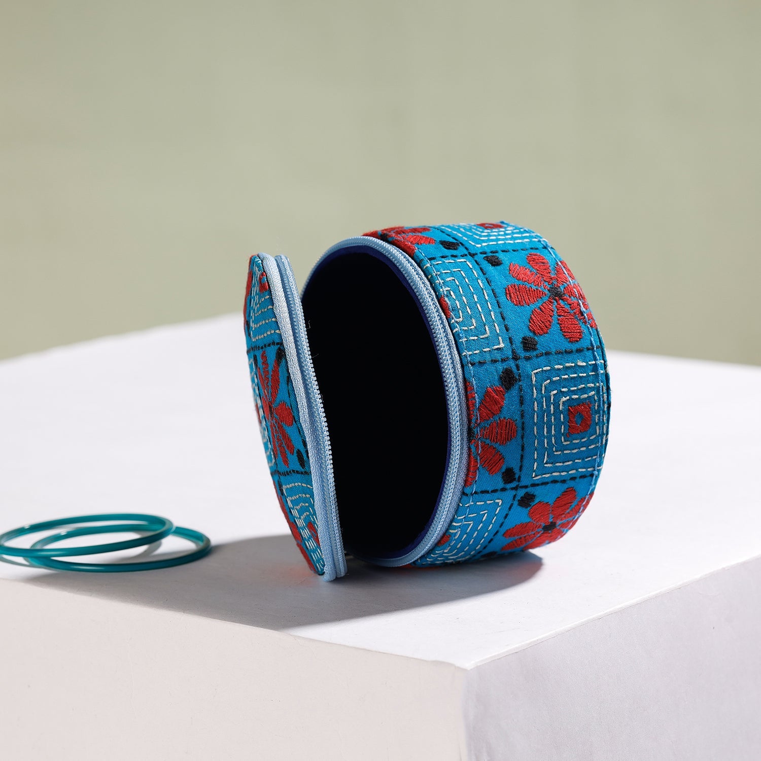 Bengal Kantha Work Handcrafted Round Utility Box