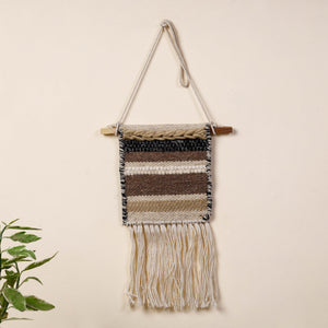 Bhadohi Handwoven Wool Geometric Fringed Wall Hanging