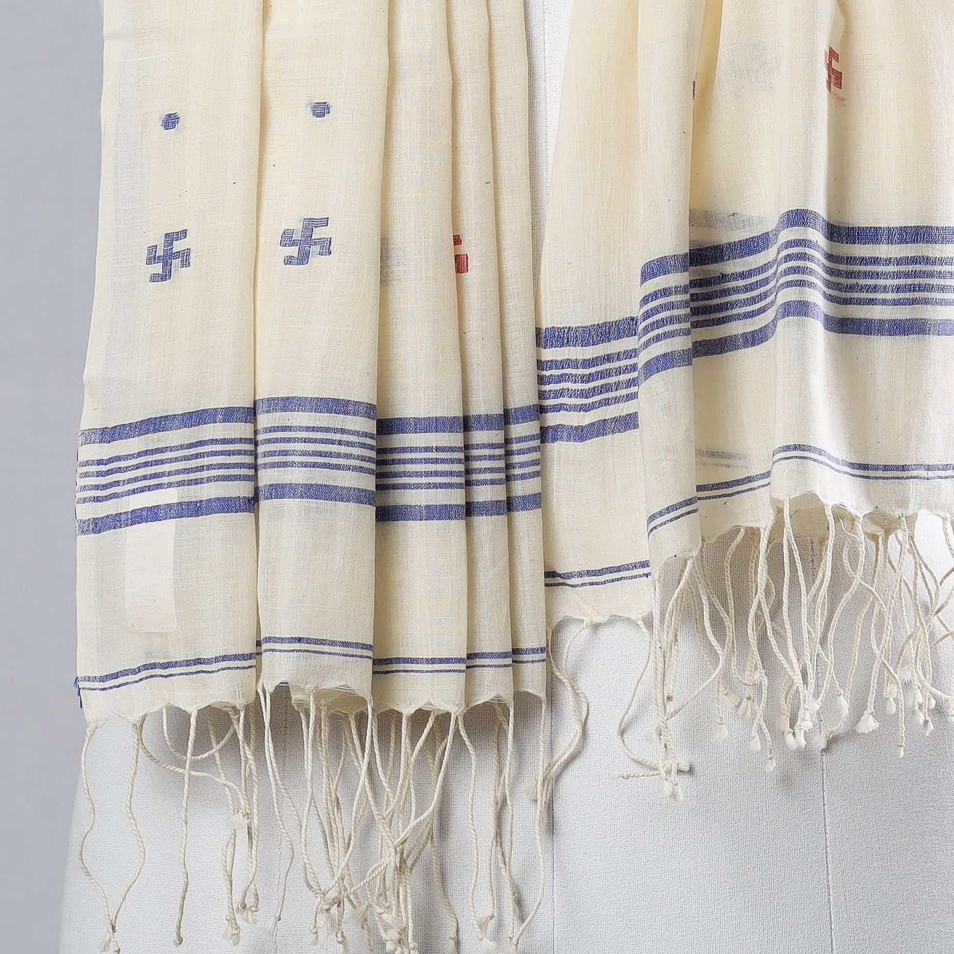 Beige - Authentic Dhakai Muslin Jamdani Handwoven Pure Cotton Stole with Tassels