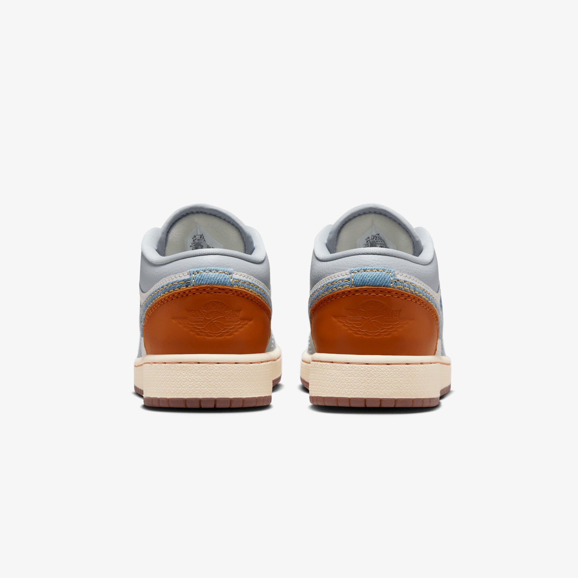 Jordan | AIR JORDAN 1 LOW SE (GS)  { PHANTOM/LT ARMORY BLUE-COCONUT MILK