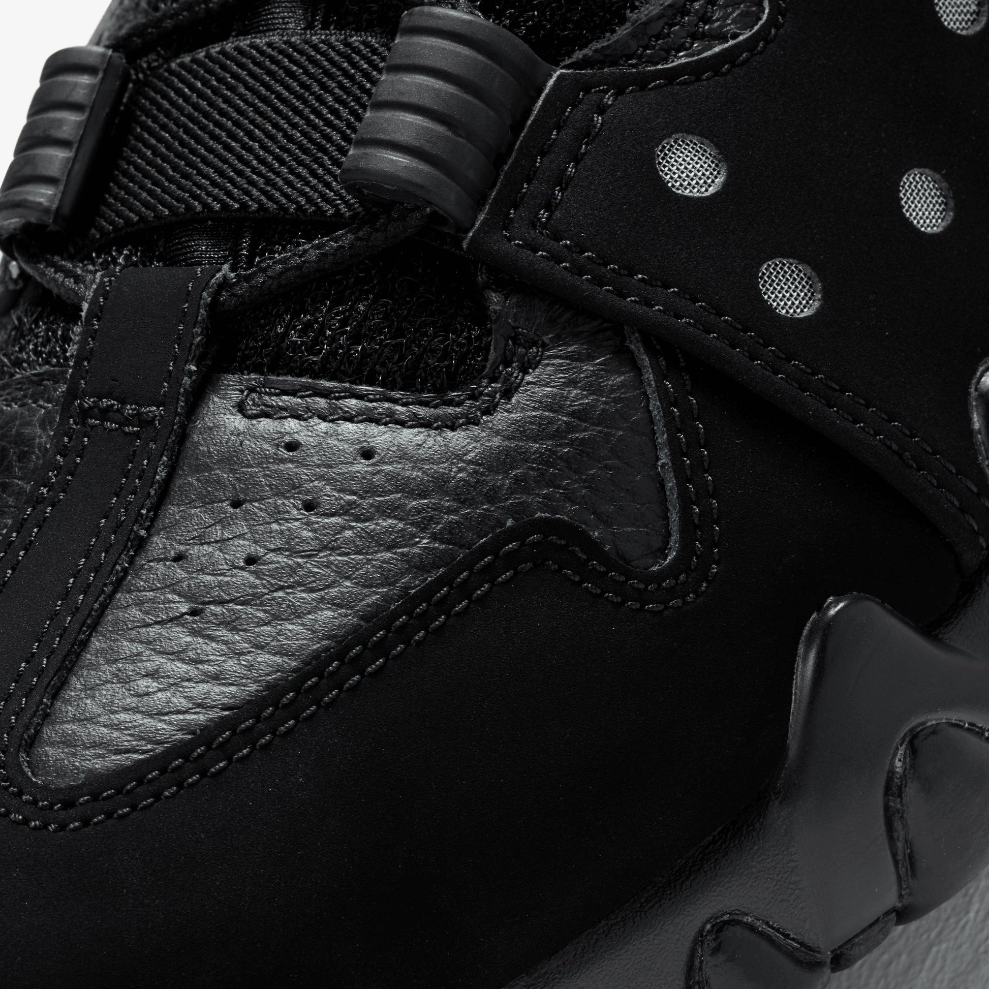 Nike | AIR MAX 2 CB '94 { BLACK/DARK CHARCOAL-METALLIC SILVER