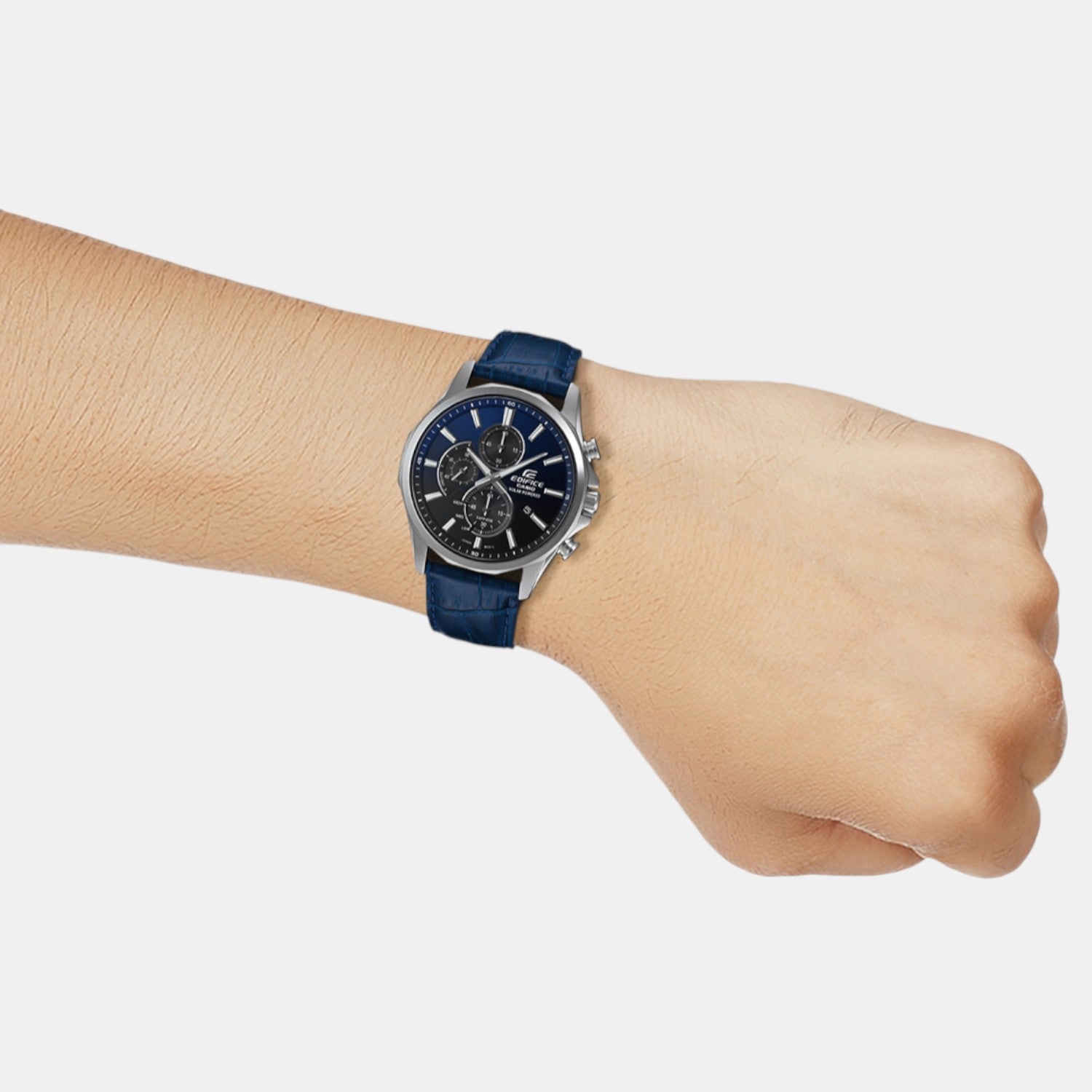 Edifice Men Quartz Blue Dial Analog Leather Watch ED648