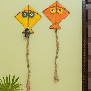'Kite Pals' Handpainted Wall Décor Hangings In Pine Wood (Set of 2)