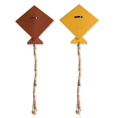 'Kite Pals' Handpainted Wall Décor Hangings In Pine Wood (Set of 2)