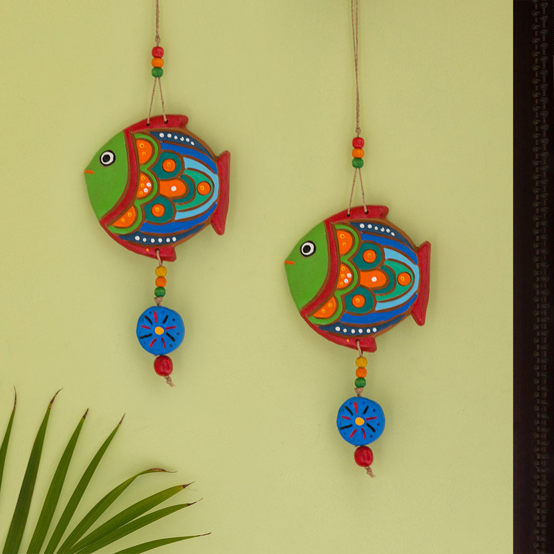 'The Fish Twins' Handmade & Handpainted Terracotta Decorative Wall Hangings (Set of 2)