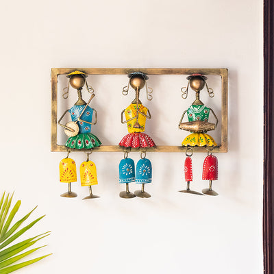 'Rajasthani Tribal Musicians' Handmade & Handpainted Wall Hanging In Iron