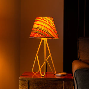 'Many Hued Triangles' Handcrafted Tripod Table Lamp In Iron (17 Inch)