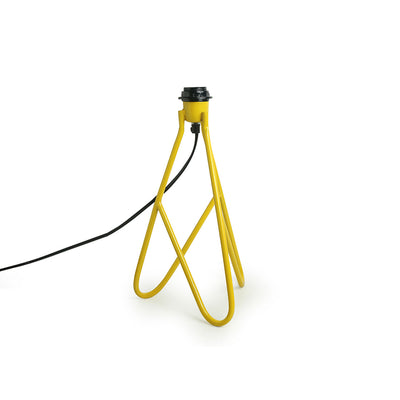 'Many Hued Triangles' Handcrafted Tripod Table Lamp In Iron (17 Inch)