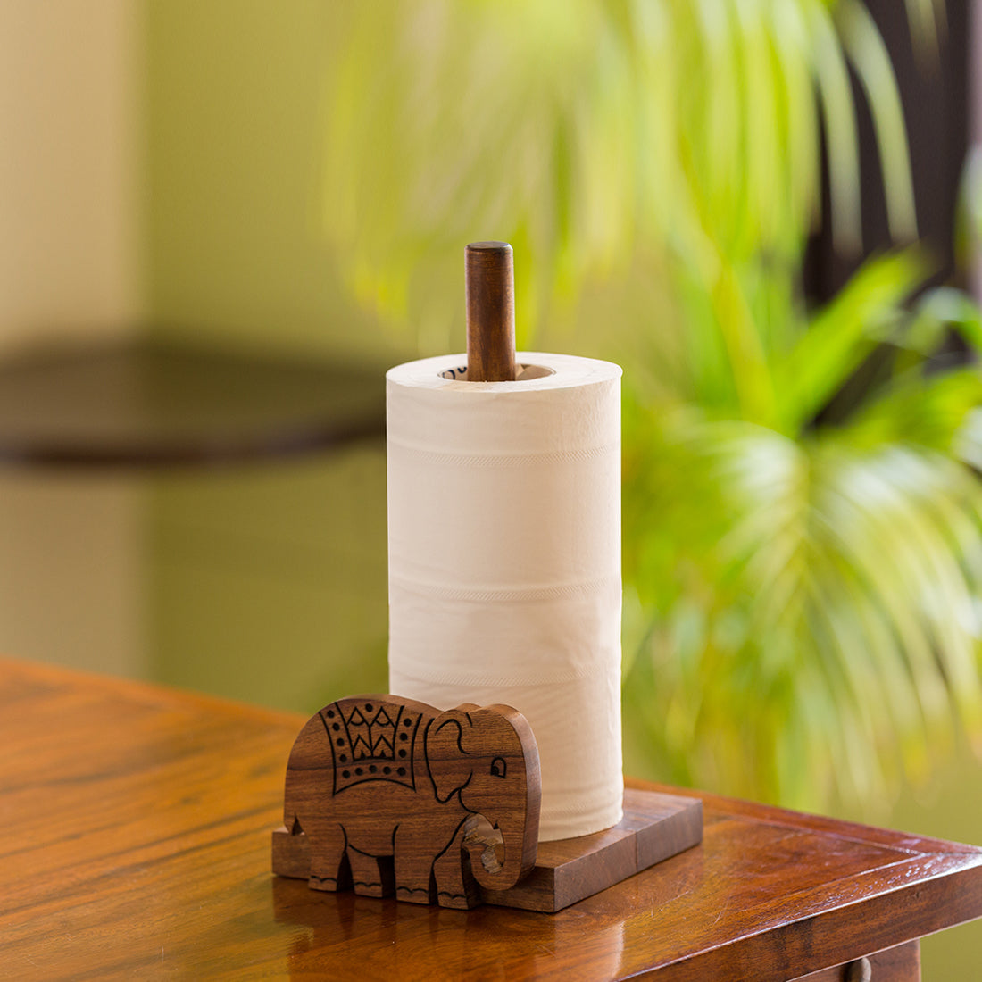 'The Elephant Warriors' Hand Carved Kitchen Tissue Roll Holder In Sheesham Wood (2 Rolls)
