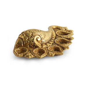 'Shankh' Brass Diya In Brass (5 Wicks, 0.7 Kg, Hand-Etched)