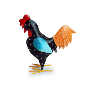 'Rooster Ruckus' Handpainted Garden Decorative Showpiece In Metal (12 Inch)