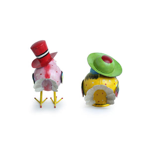 'Mr. and Mrs. Sparrow' Handpainted Garden Decorative Showpieces In Metal (Set of 2)