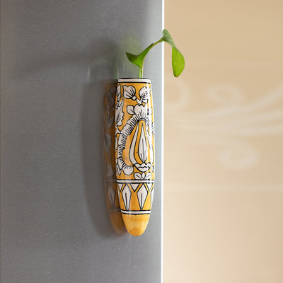 'Mughal Tales' Magnetic Fridge Planter In Ceramic