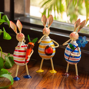 'The Rabbit Trio' Handpainted Garden Decorative Showpieces In Iron (Set of 3, 7 Inch)