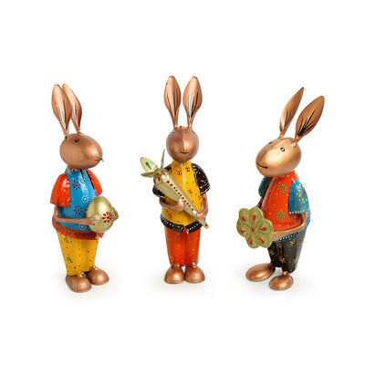 'Rabbit Rumbles' Handpainted Garden Decorative Showpieces In Iron (Set of 3, 8 Inch)