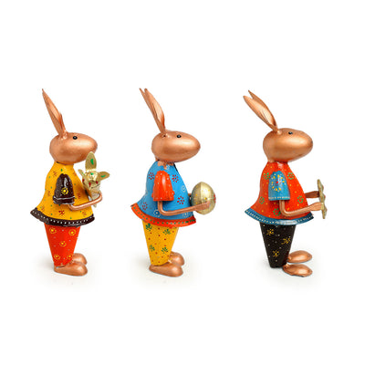 'Rabbit Rumbles' Handpainted Garden Decorative Showpieces In Iron (Set of 3, 8 Inch)