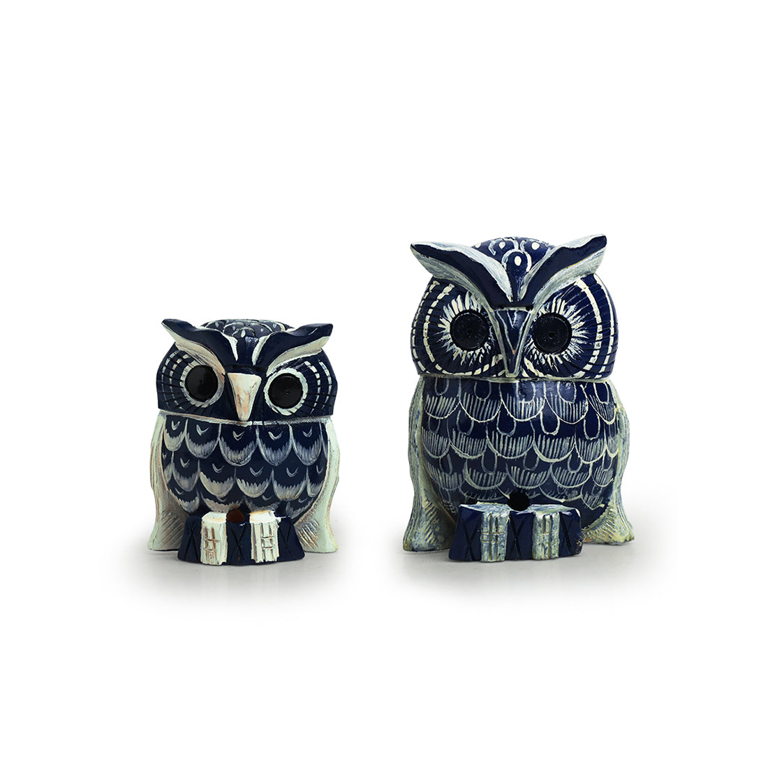 'The Resting Owl Pair' Handpainted Showpiece In Eucalyptus Wood (Set of 2)
