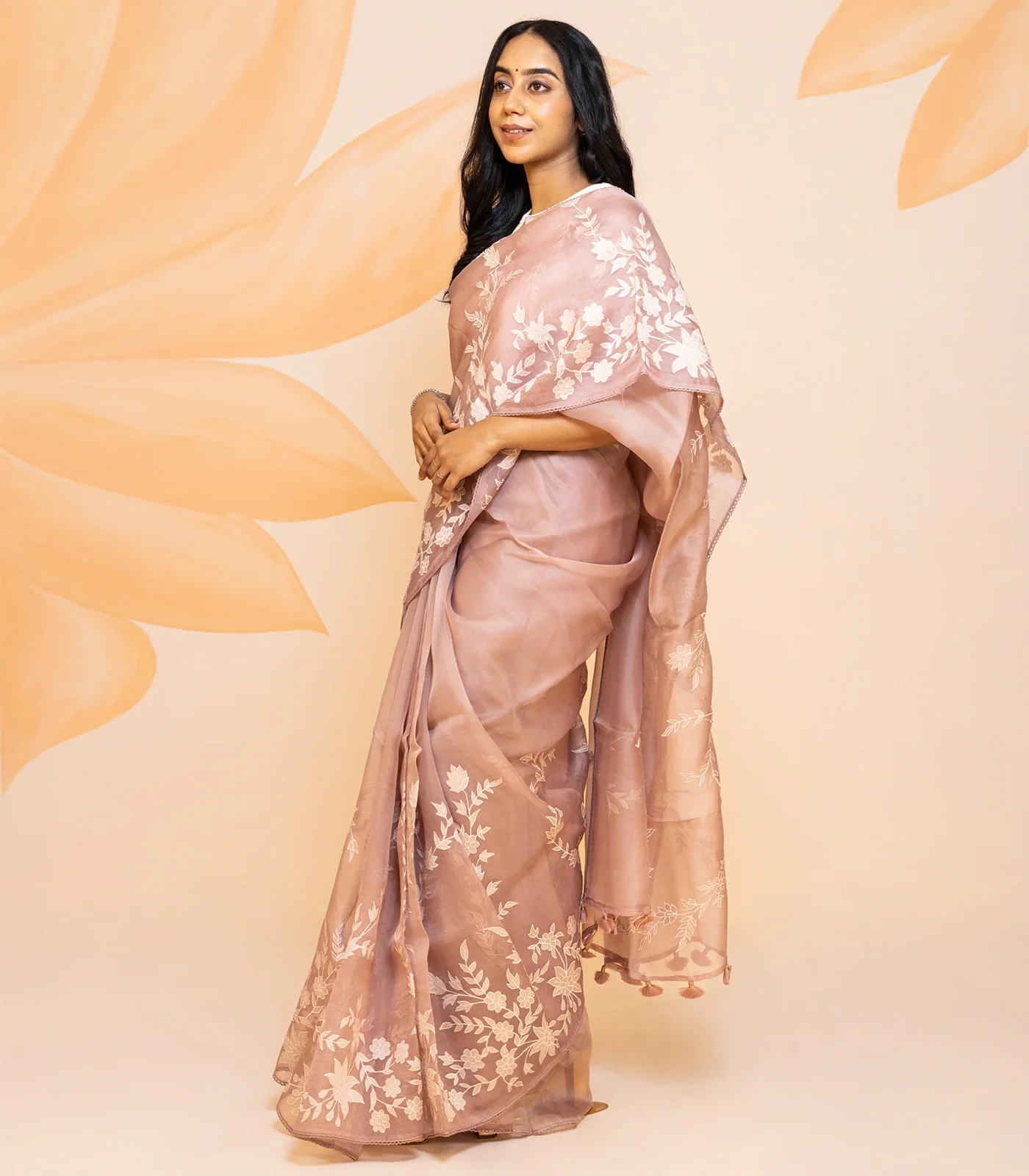 Dusty Pink Pure organza Saree Embroidered With Floral Motifs-Dusty Pink