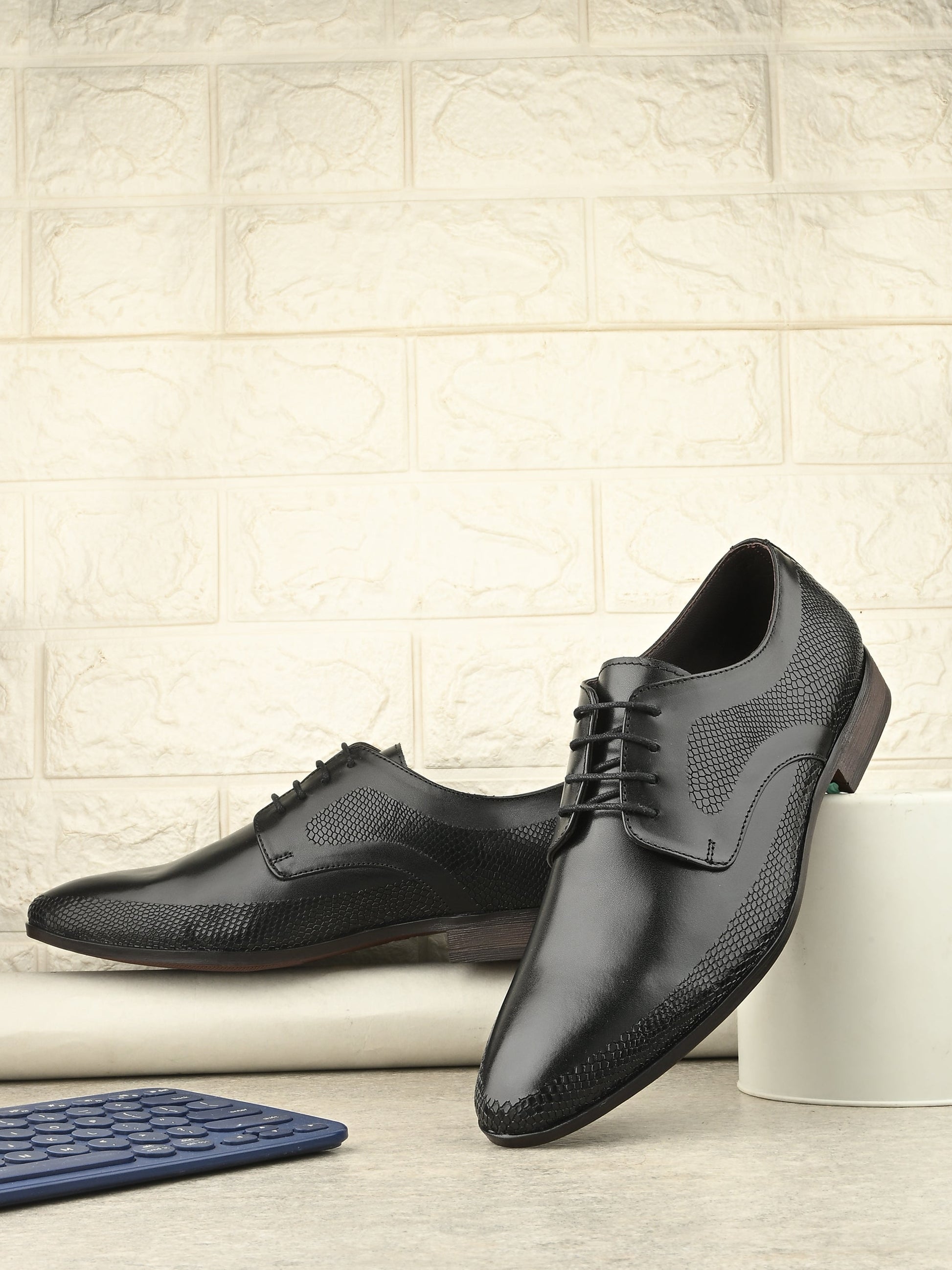 Egoss Formal Lace-Up Shoes For Men