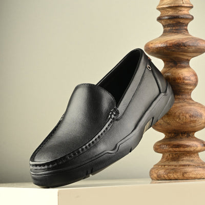 Moonwalk Slip-On Sneakers by Aspeerio