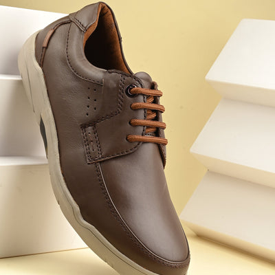 Moonwalk Lace-Up Sneakers by Aspeerio